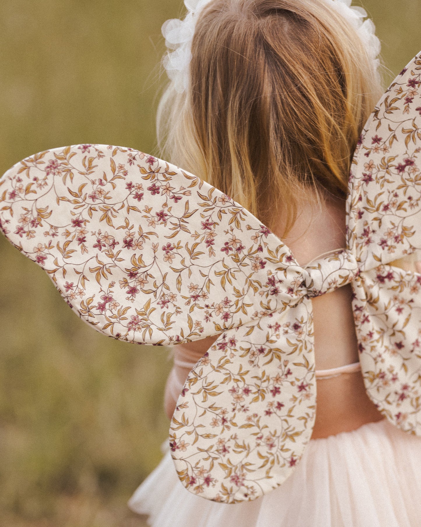 Wings || Fig Floral