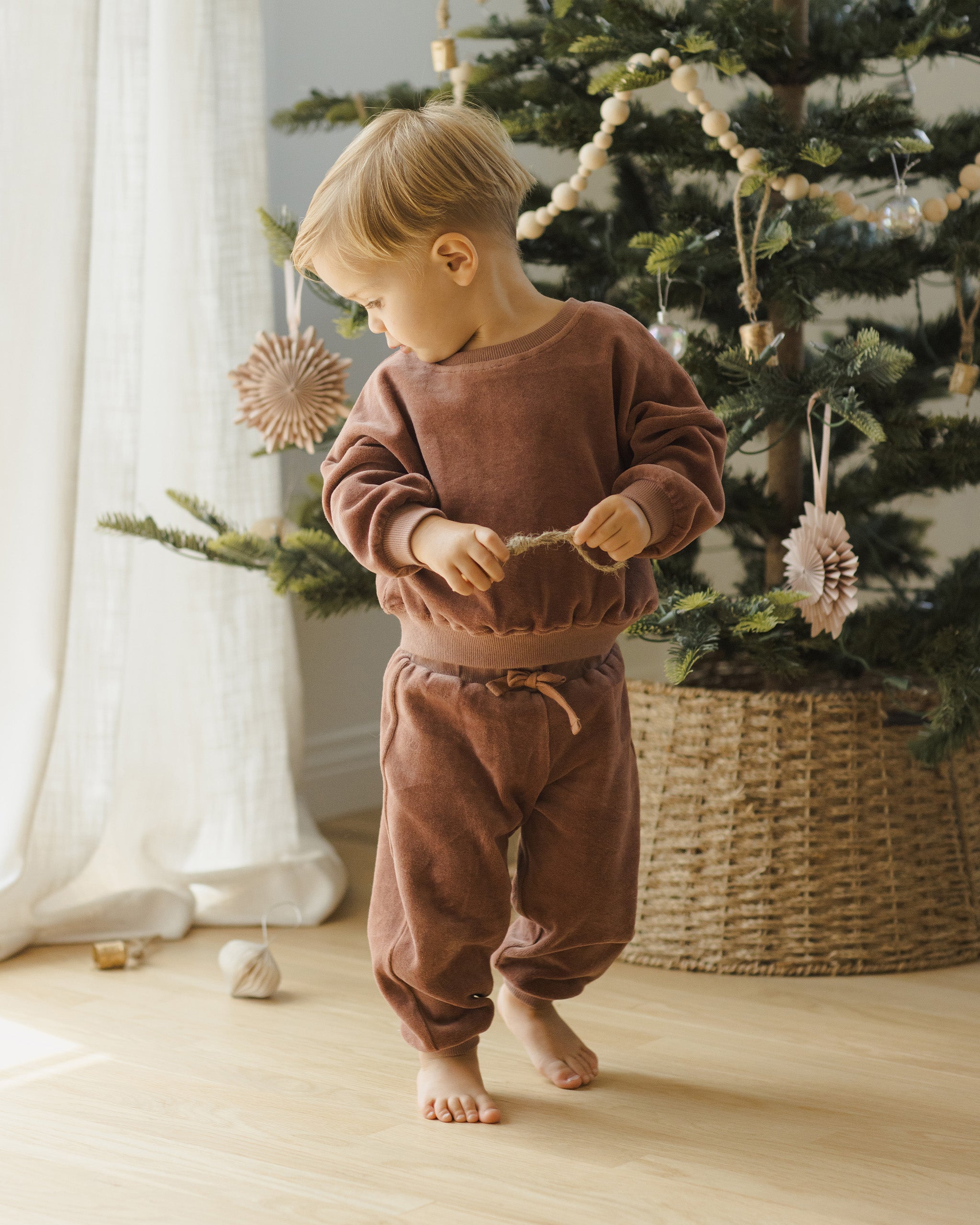 Velour Relaxed Sweatshirt || Cranberry