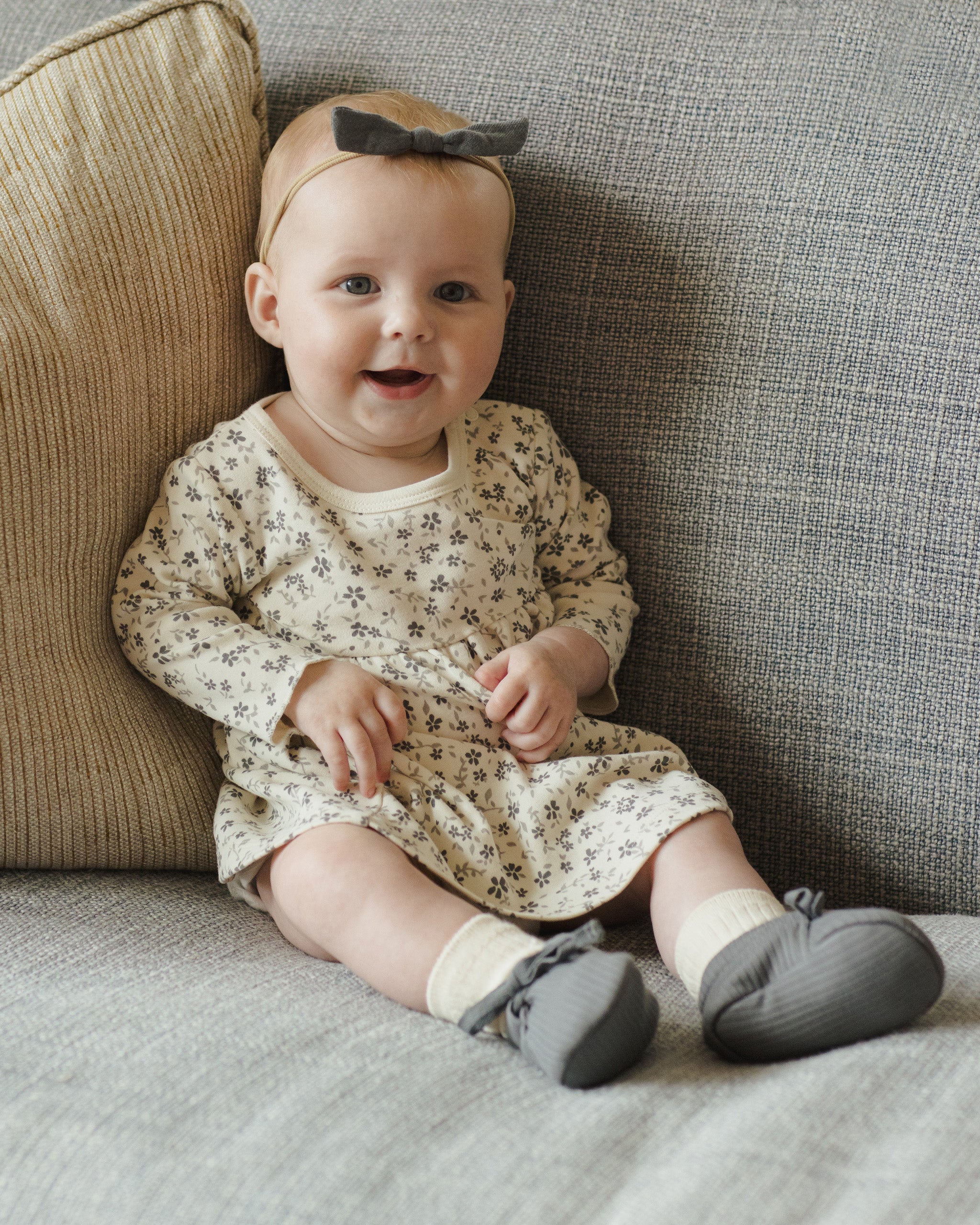 Baby Booties || Indigo